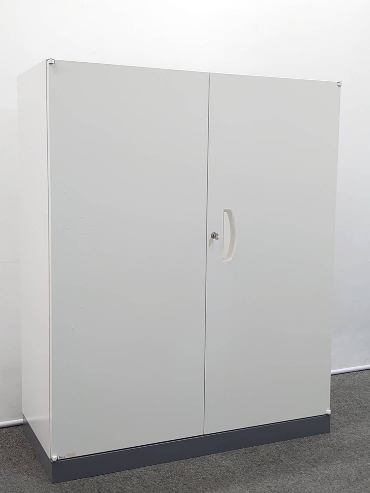 両開き書庫 生興 クウォール スチール書庫 収納庫 キャビネット W900 D400 H1110 中古