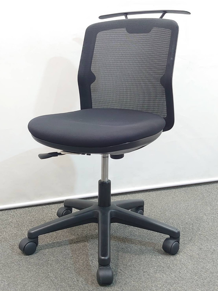 オフィスチェア メッシュチェア ハンガー付き ウチダ エニーザ ブラック リユース品