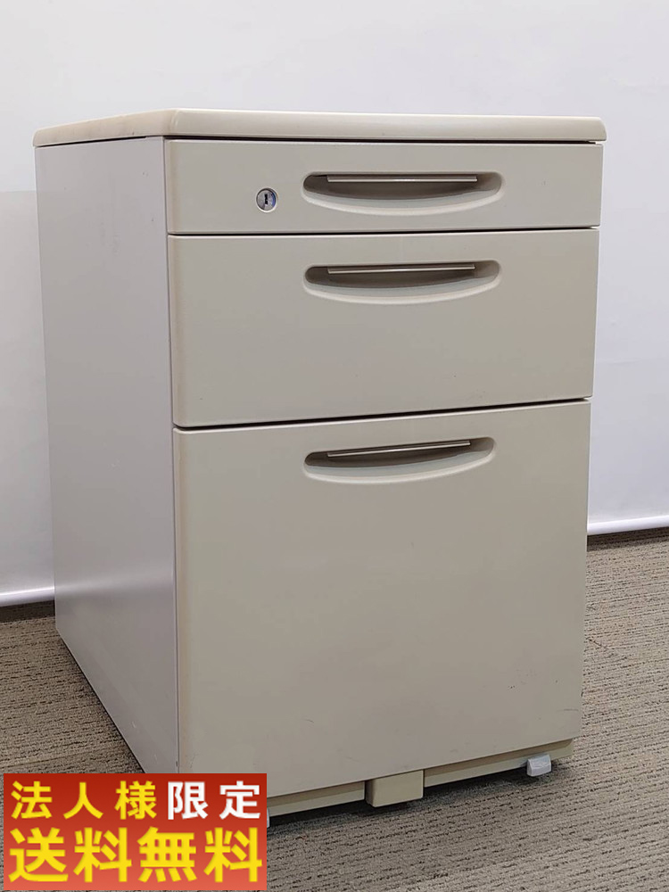 【在庫多数】 オカムラ SD 3段ワゴン サイドワゴン デスクワゴン キャスターワゴン 事務ワゴン スチールワゴン 袖机 脇机【中古オフィス家具】【中古】