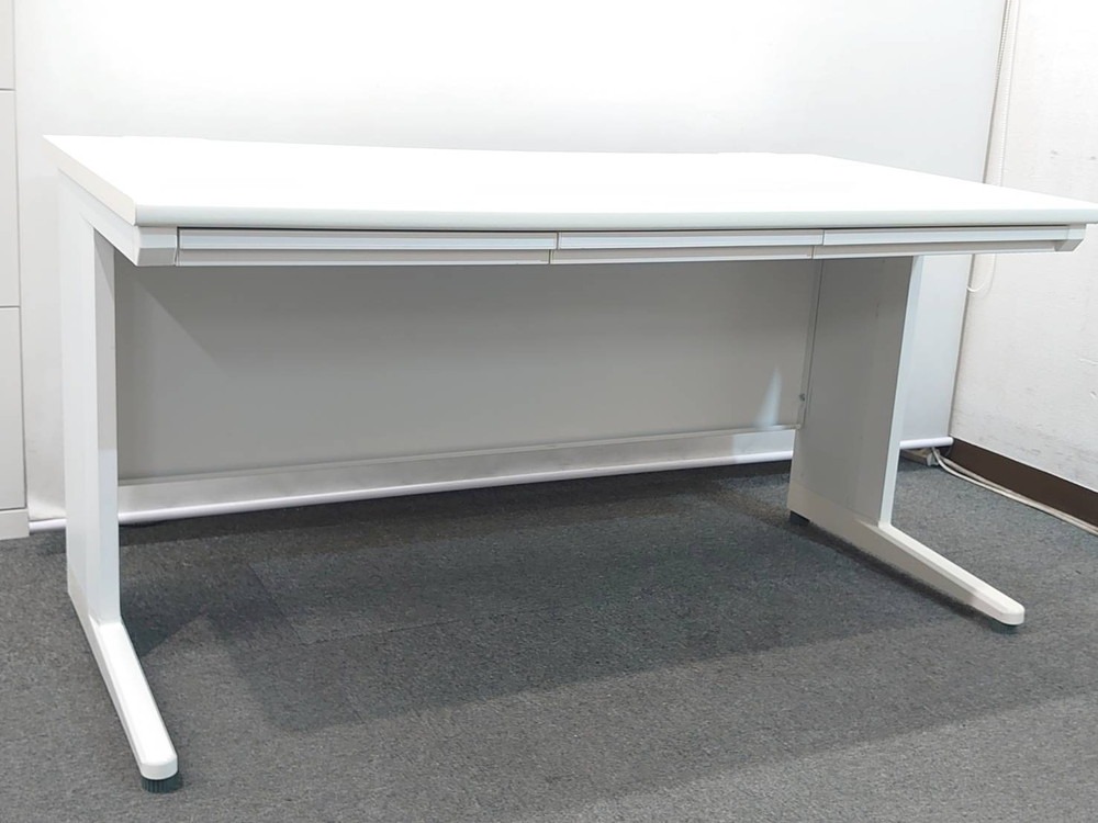 オフィス デスク 平机 W1400×D700×H700 コードホール・センター引き出し付き リユース品